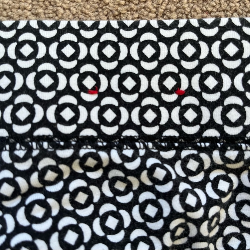 Talbots Patterned Capri Yoga Pants - image 7